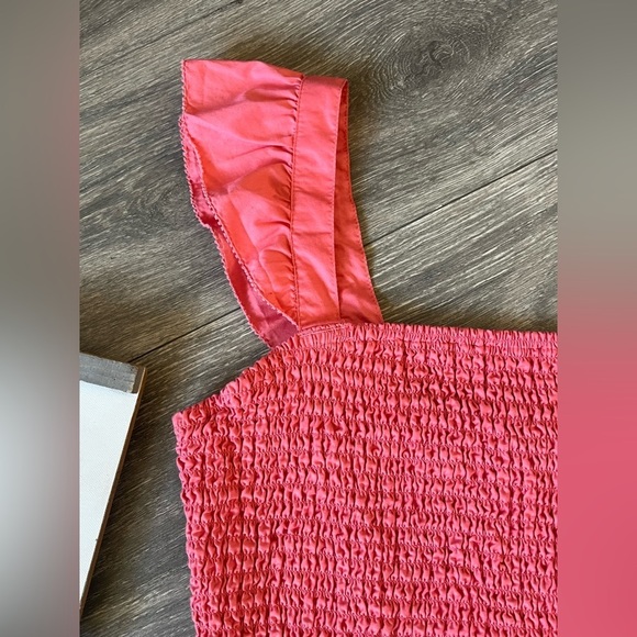 Old Navy Coastal Boho Sleeveless Ruffle Strap Square Neck Smocked Top in Coral M - Picture 4 of 10